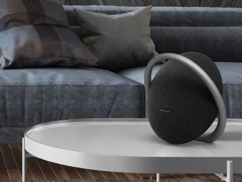 Harman Kardon Onyx Studio 7 - Black  (New)
