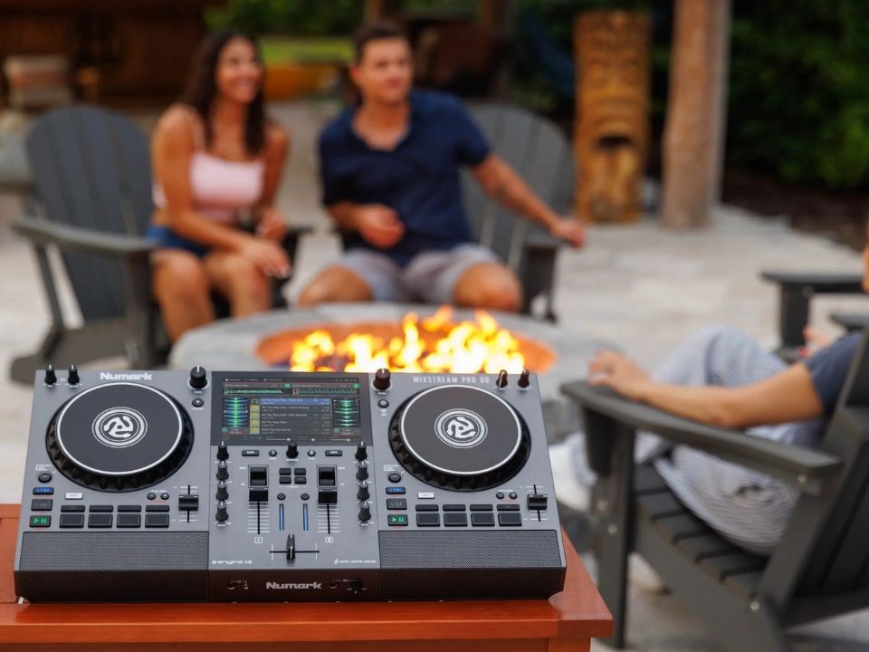 Pioneer DJ Numark Mixstream Pro Go