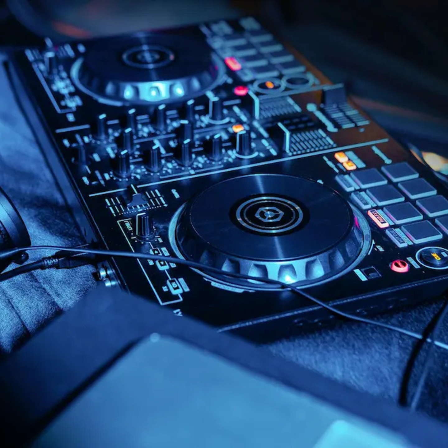 Thiết Bị DJ